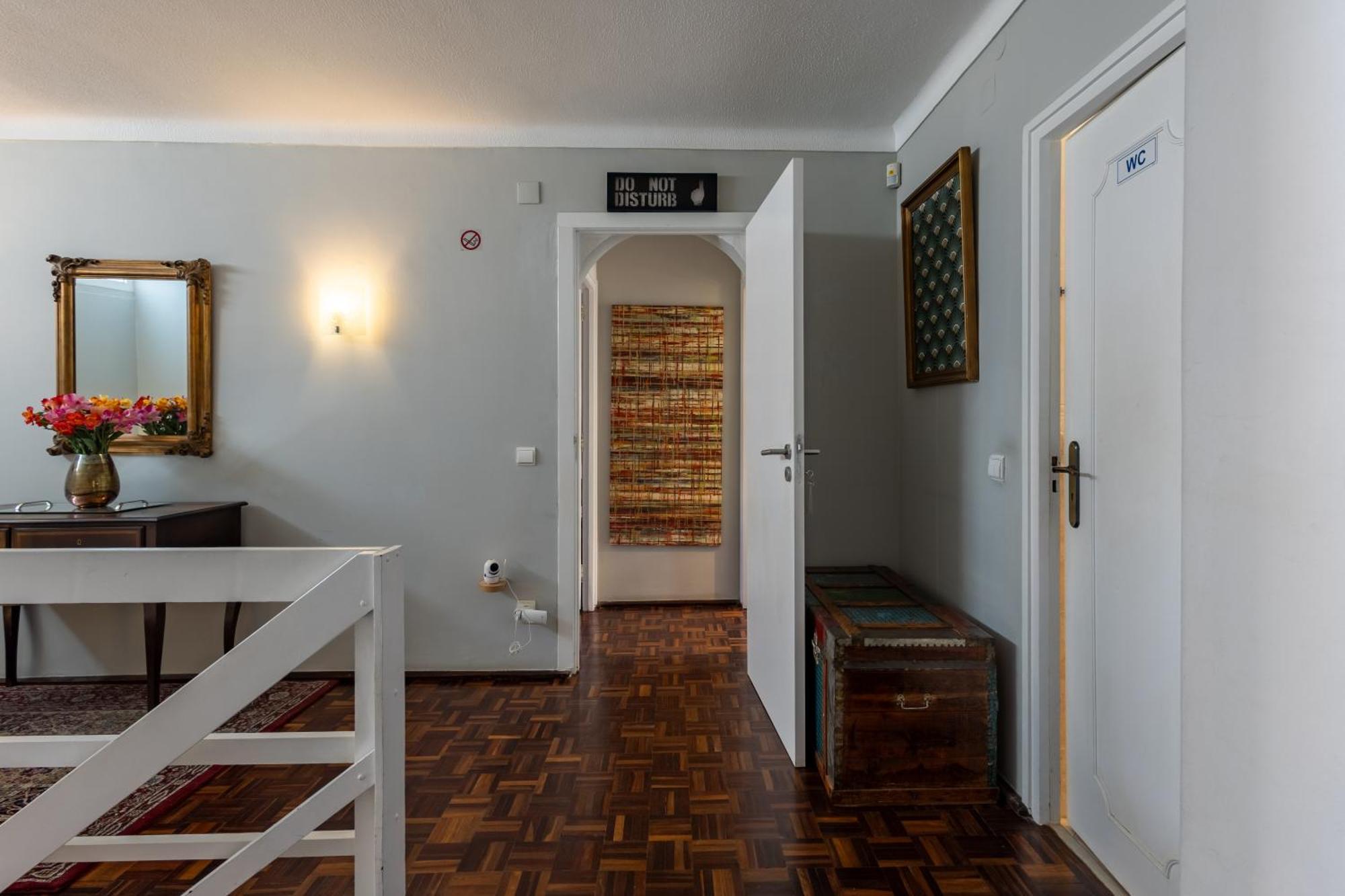 Mahouse Guesthouse Lisbon Exterior photo